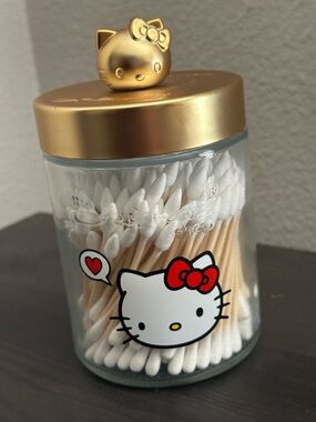 New•The Crème Shop x Hello Kitty by Sanrio. Reusable Glass Jar. W/Cotton Swabs.